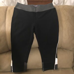 Tek Gear Capris